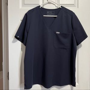 ❌SOLD❌ Figs limited edition quiet navy catarina 1 pocket scrub top